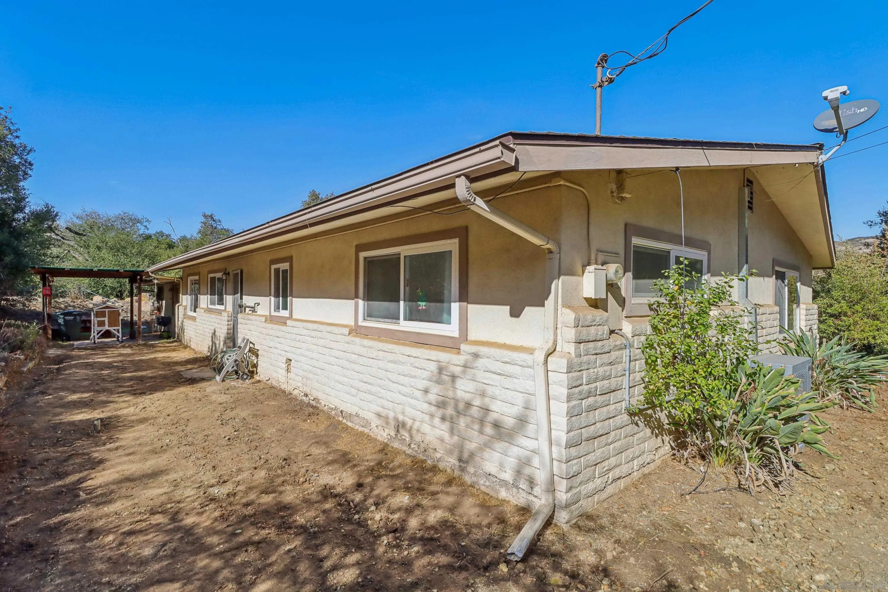 14563 Woods Valley Road Valley Center, CA 92082 - Photo 28 of 40 Gallery Image 28