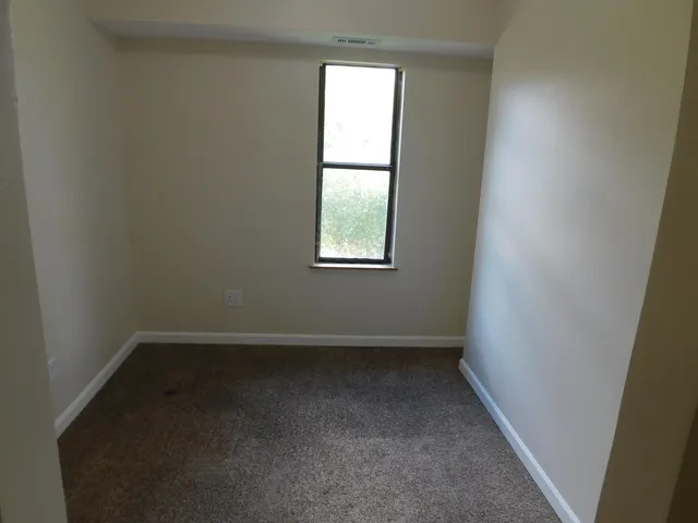 $109,000 | 32005 West 12 Mile Road, Unit 206, Farmington, MI 48334