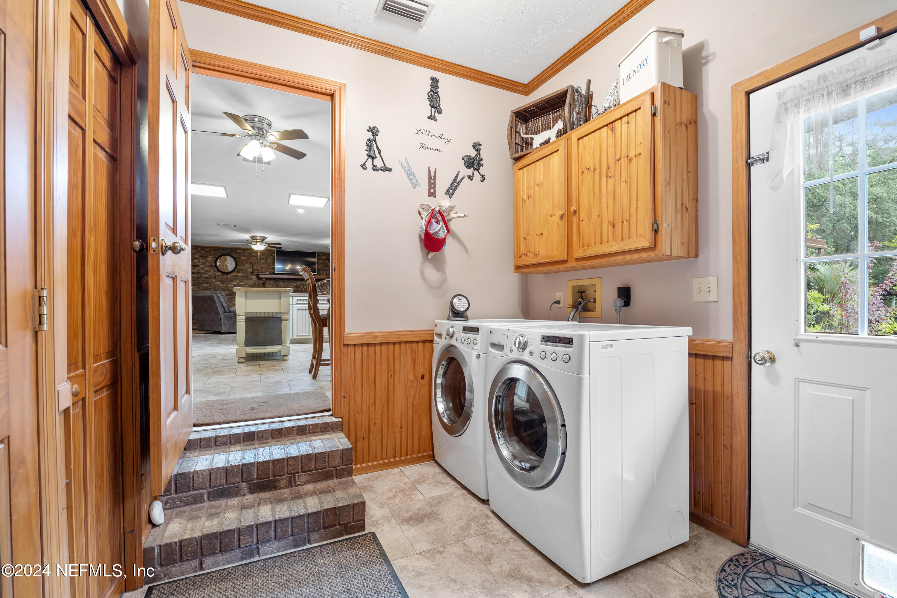 115 Wilkinson Road Palatka, FL 32177 - Photo 28 of 67 Laundry Room