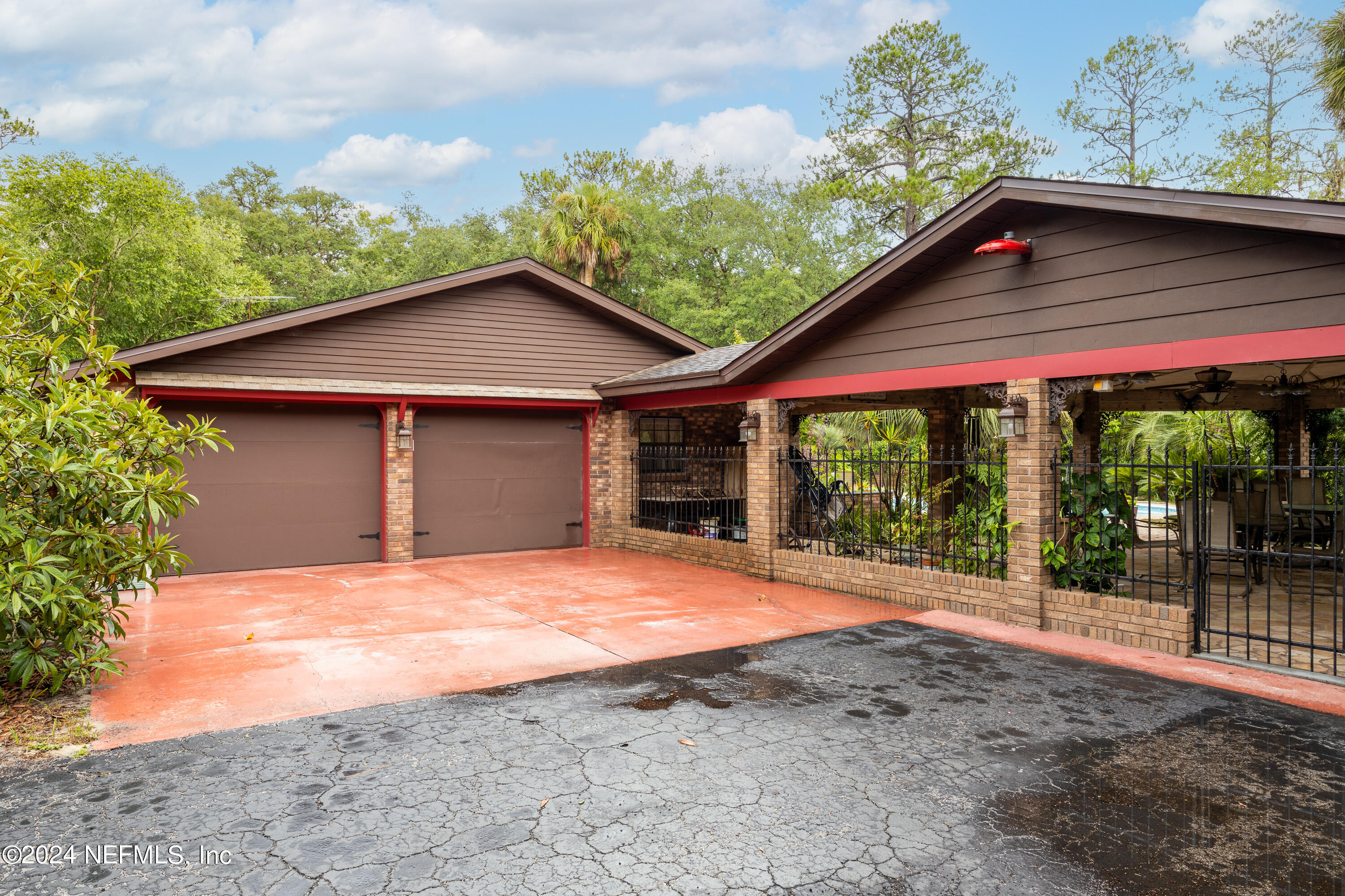 115 Wilkinson Road Palatka, FL 32177 - Photo 7 of 67 Front of House / Attached Garage