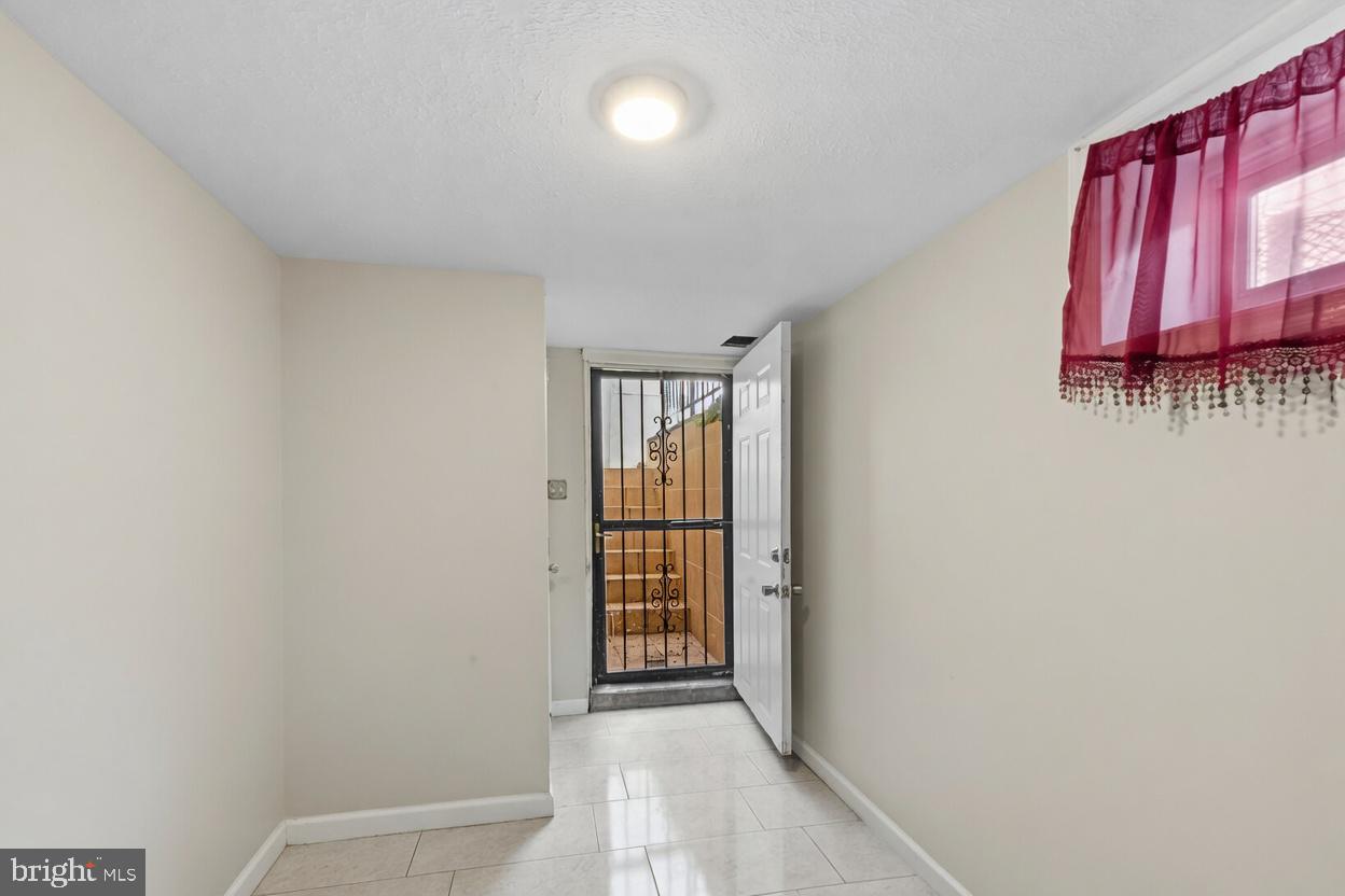 5712 Johnnycake Road Baltimore, MD 21207 - Photo 24 of 34