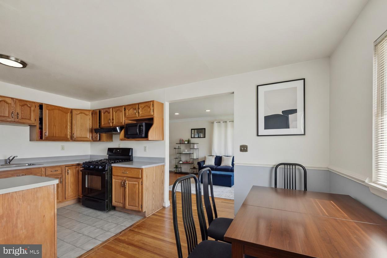 5712 Johnnycake Road Baltimore, MD 21207 - Photo 8 of 34