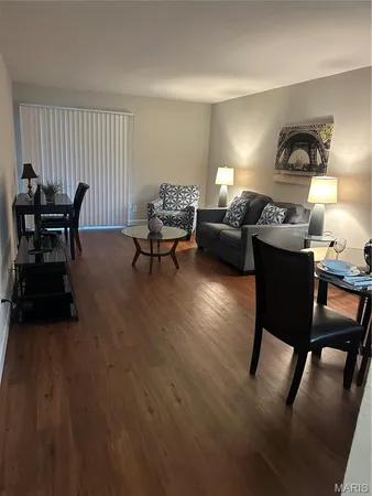 $99,000 | 1969 Green Glen Drive, Unit 301, St. Louis, MO 63122