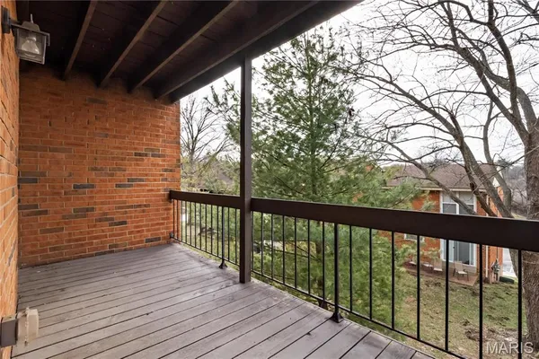 $99,000 | 1969 Green Glen Drive, Unit 301, St. Louis, MO 63122