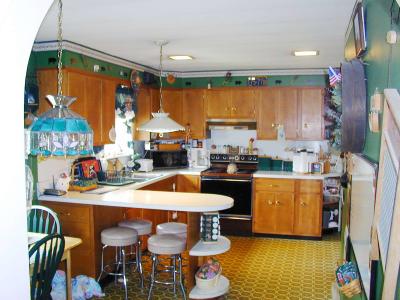 319 Keystone Street Slatington, PA 18080 - Photo 3 of 7 Nice eat in kitchen