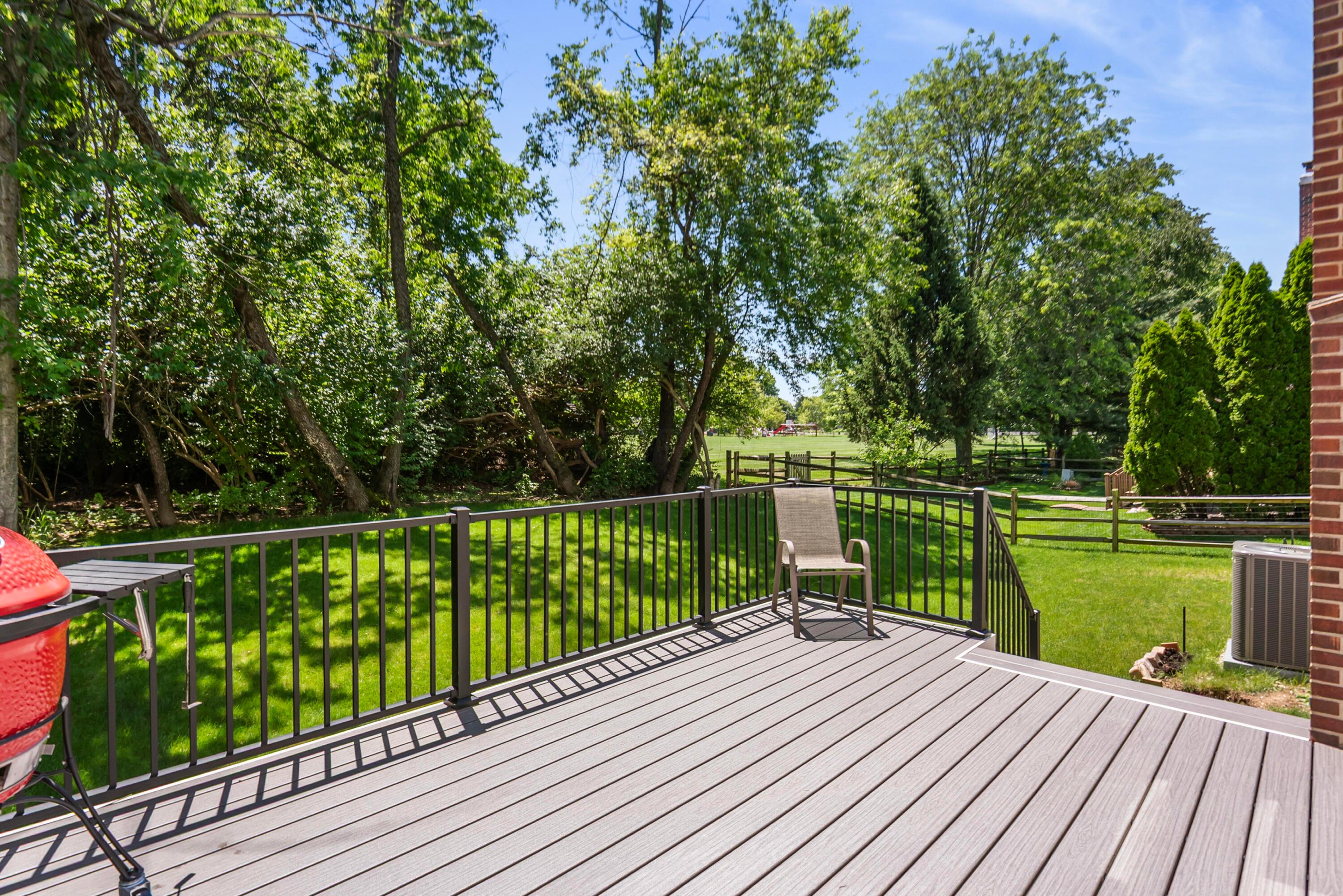 141 Rivers Edge Way Columbus, OH 43230 - Photo 45 of 55 Deck