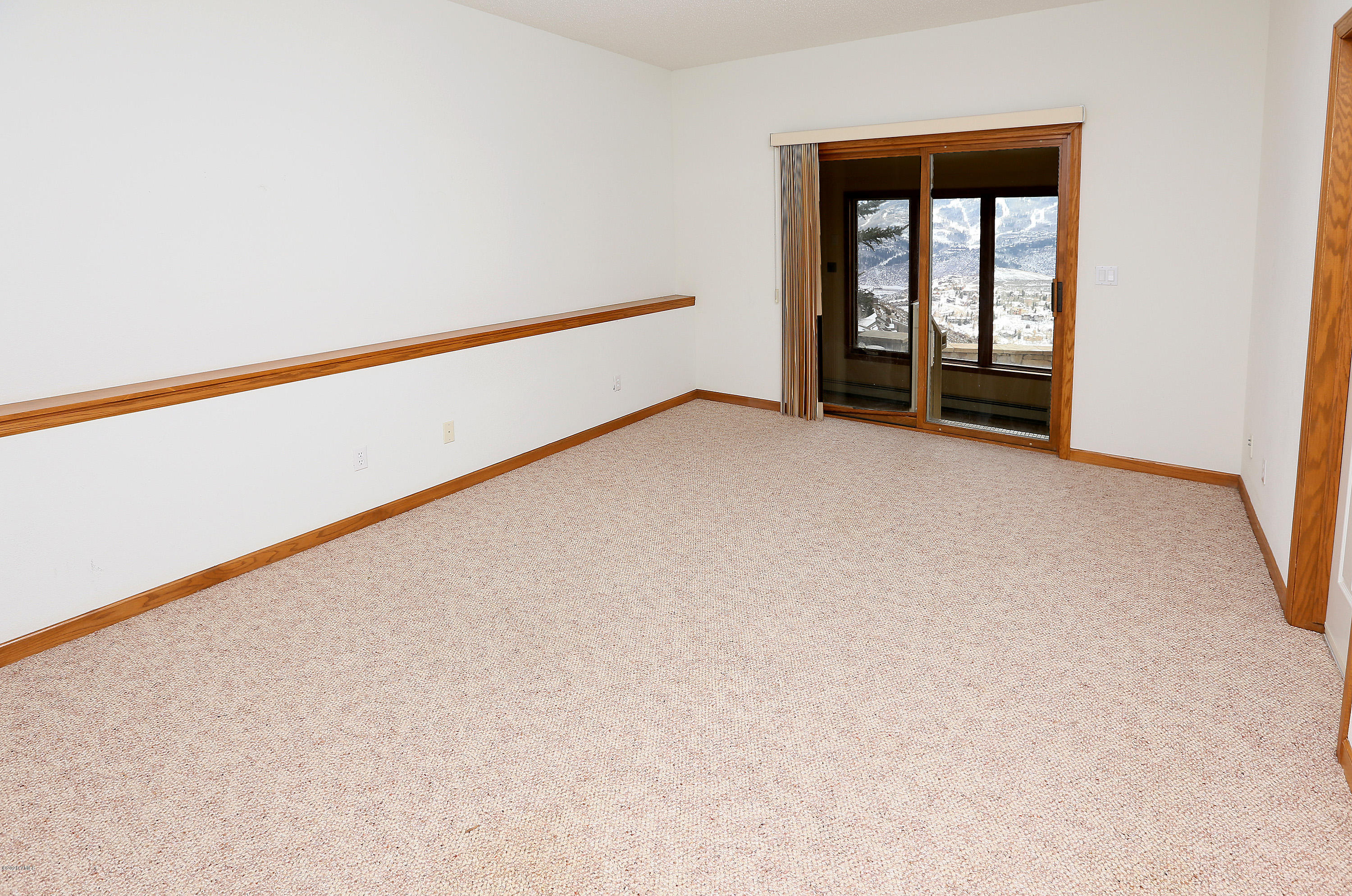 5755 Wildridge Road East Avon, CO 81620 - Photo 12 of 17 5755_wildridge_bed_1