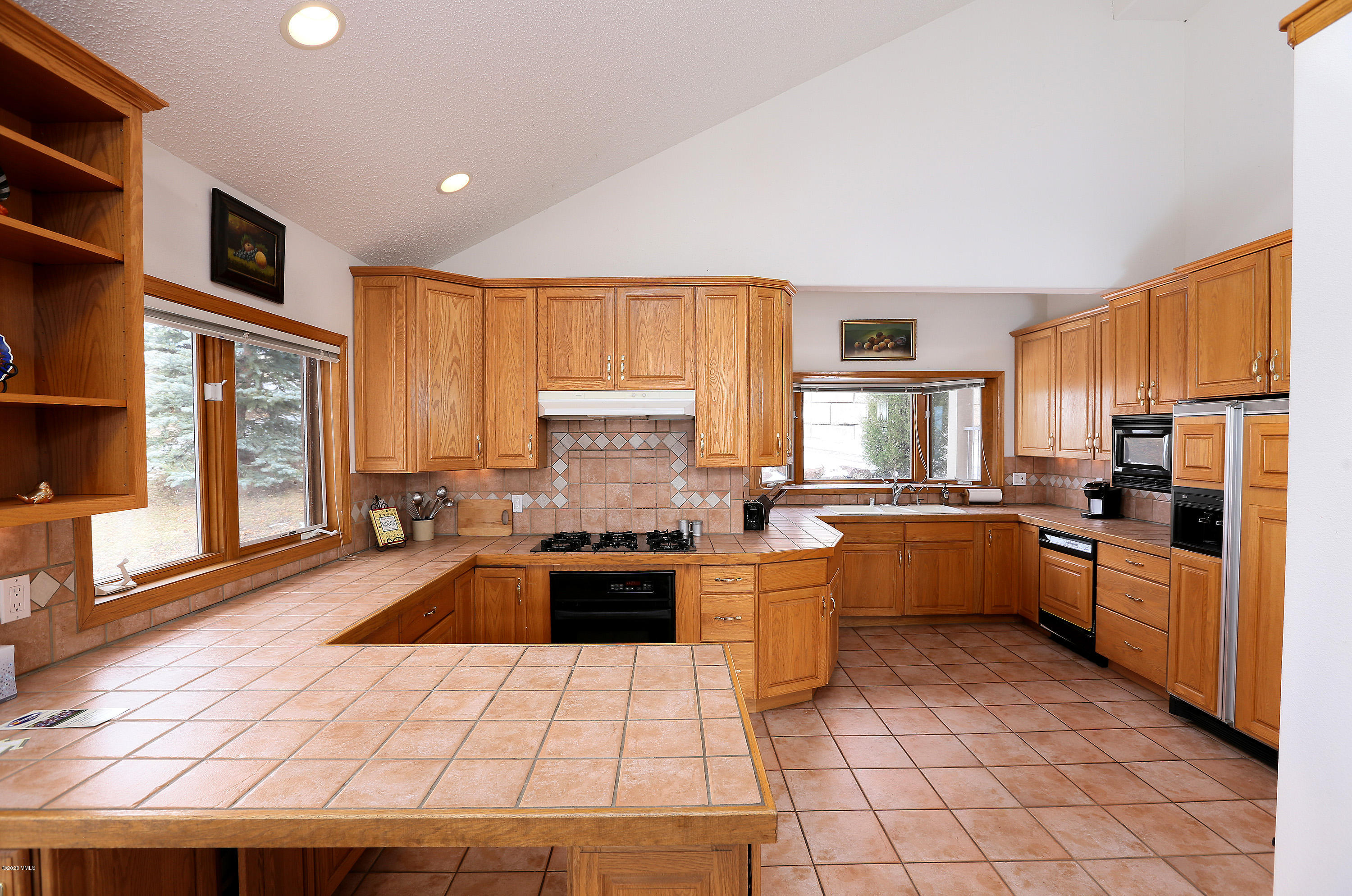 5755 Wildridge Road East Avon, CO 81620 - Photo 7 of 17 5755_wildridge_family_2