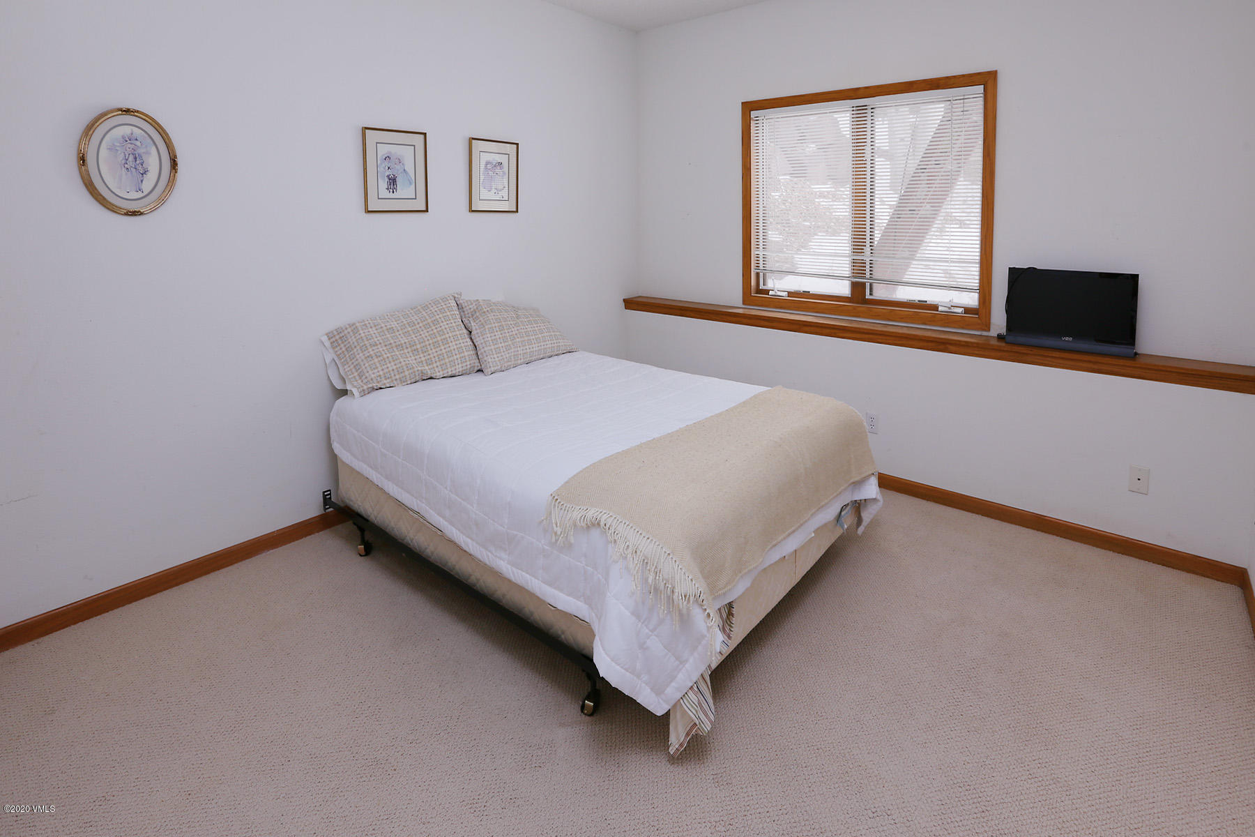 5755 Wildridge Road East Avon, CO 81620 - Photo 10 of 17 5755_wildridge_bed_2