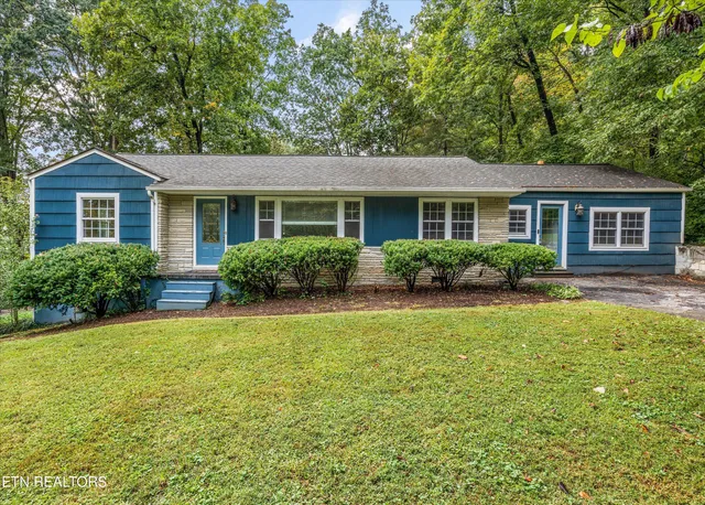 $355,000 | 5415 Lynnette Drive, Knoxville, TN 37918
