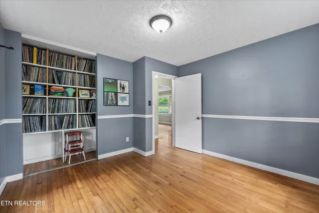 $355,000 | 5415 Lynnette Drive, Knoxville, TN 37918