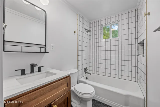 $355,000 | 5415 Lynnette Drive, Knoxville, TN 37918