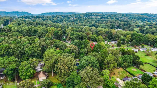 $355,000 | 5415 Lynnette Drive, Knoxville, TN 37918