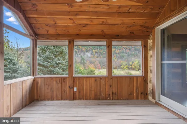 $890,000 | 767 Twin Flower Lane, Capon Bridge, WV 26711