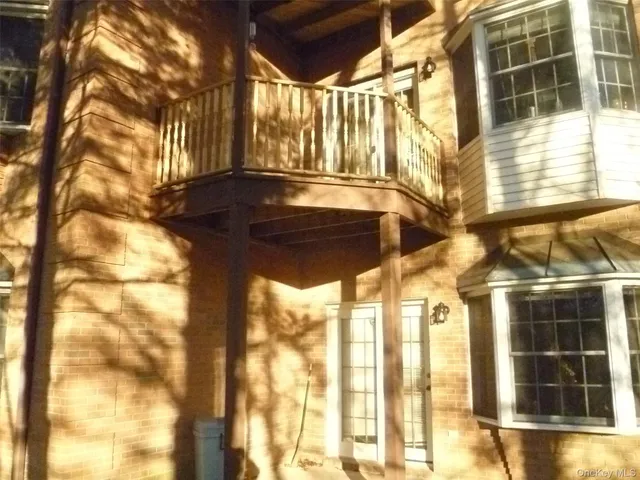 $385,000 | 72 High Point Circle, Unit 72, Newburgh, NY 12550