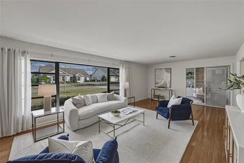 $559,000 | 2215 Woodbine Avenue, Lakeland, FL 33803