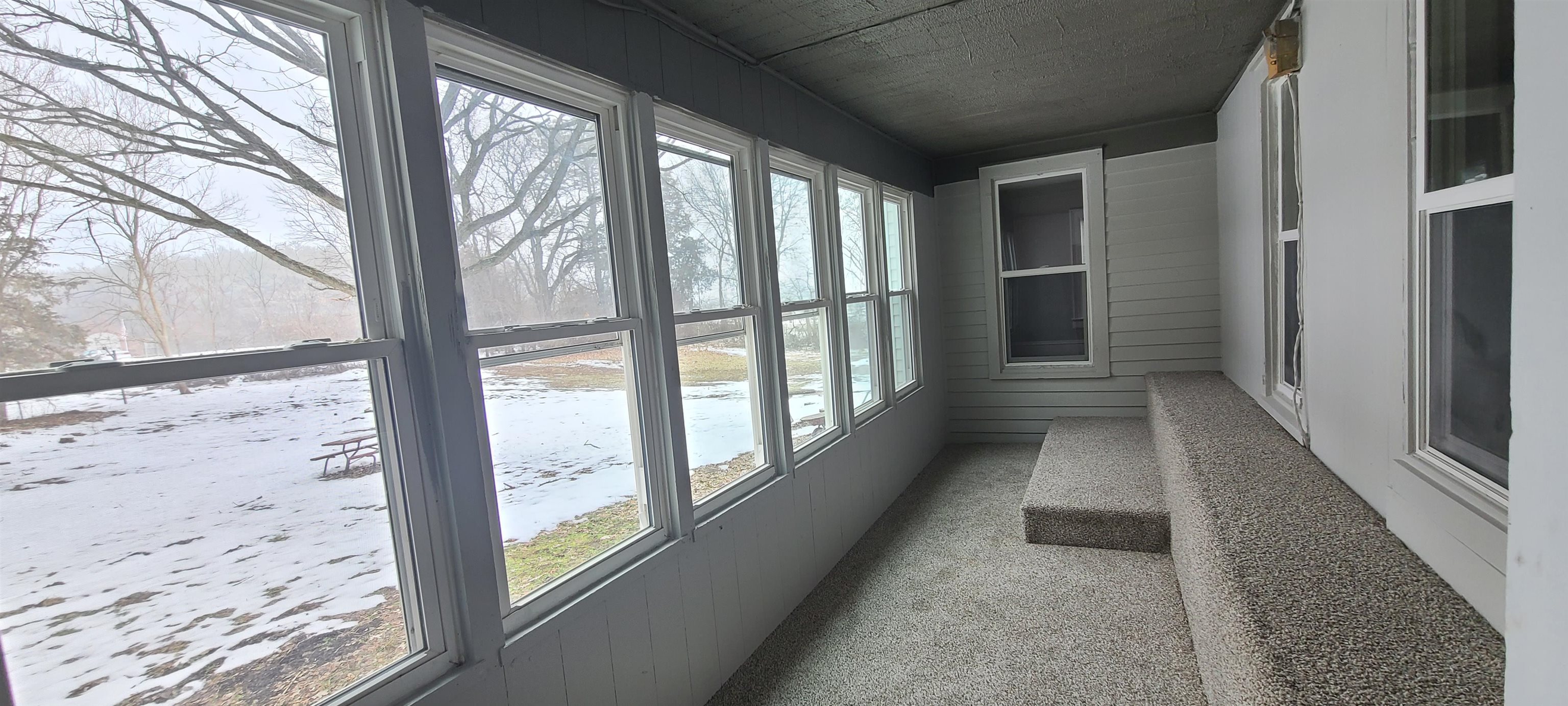 894 Bend Road Dixon, IL 61021 - Photo 14 of 23 a view of hallway with windows
