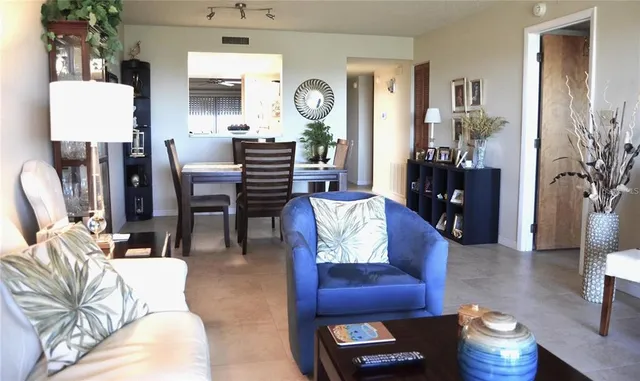 $230,000 | 5400 Park Street North, Unit 8, St. Petersburg, FL 33709