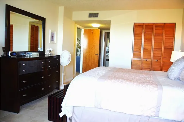 $230,000 | 5400 Park Street North, Unit 8, St. Petersburg, FL 33709