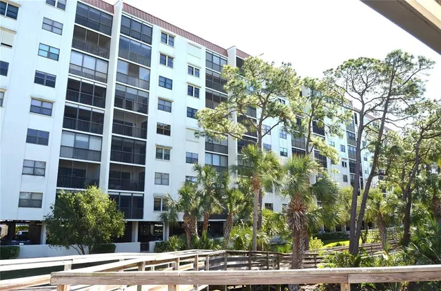 $230,000 | 5400 Park Street North, Unit 8, St. Petersburg, FL 33709