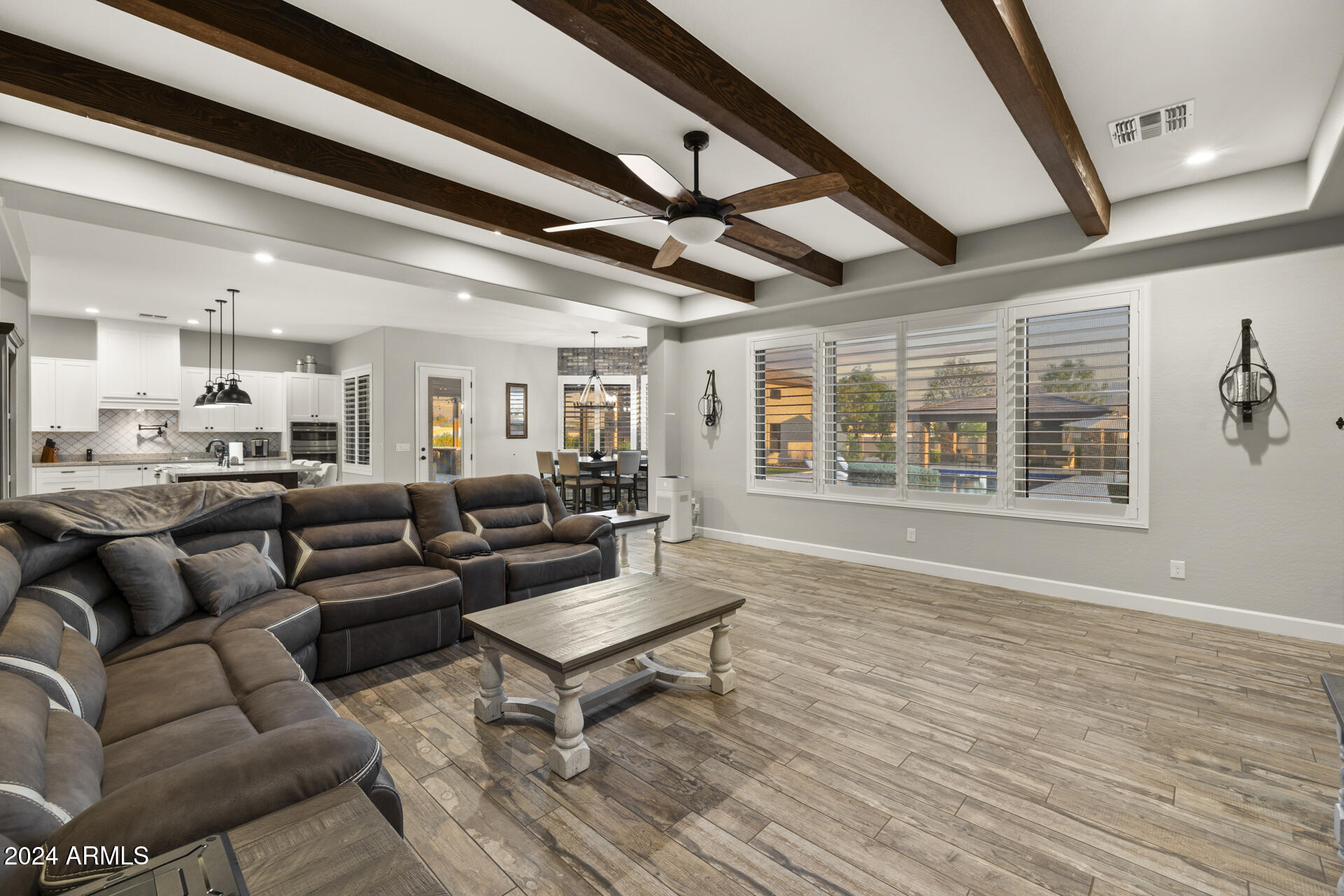 21 West Cloud Road Phoenix, AZ 85086 - Photo 18 of 97 1-138