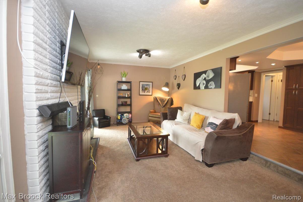 11449 Racine Road Warren, MI 48093 - Photo 11 of 26 DSC_0306.jpg