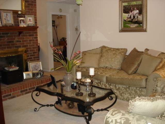 1119 Roper Mountain Road Greenville, SC 29615 - Photo 2 of 9
