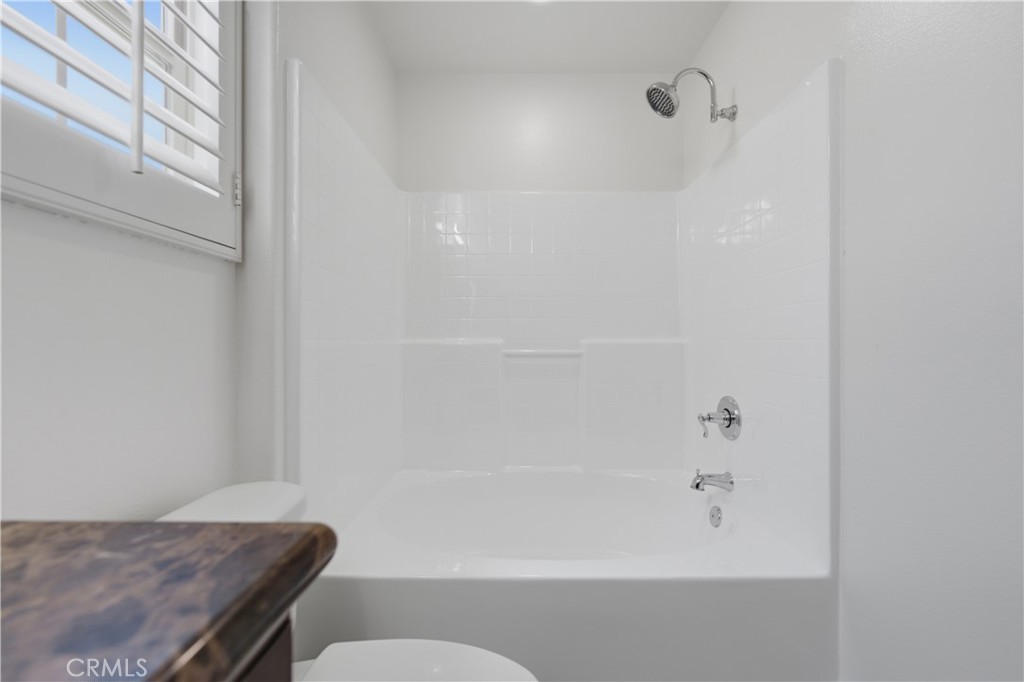 11501 Cararra Lane Porter Ranch, CA 91326 - Photo 22 of 37