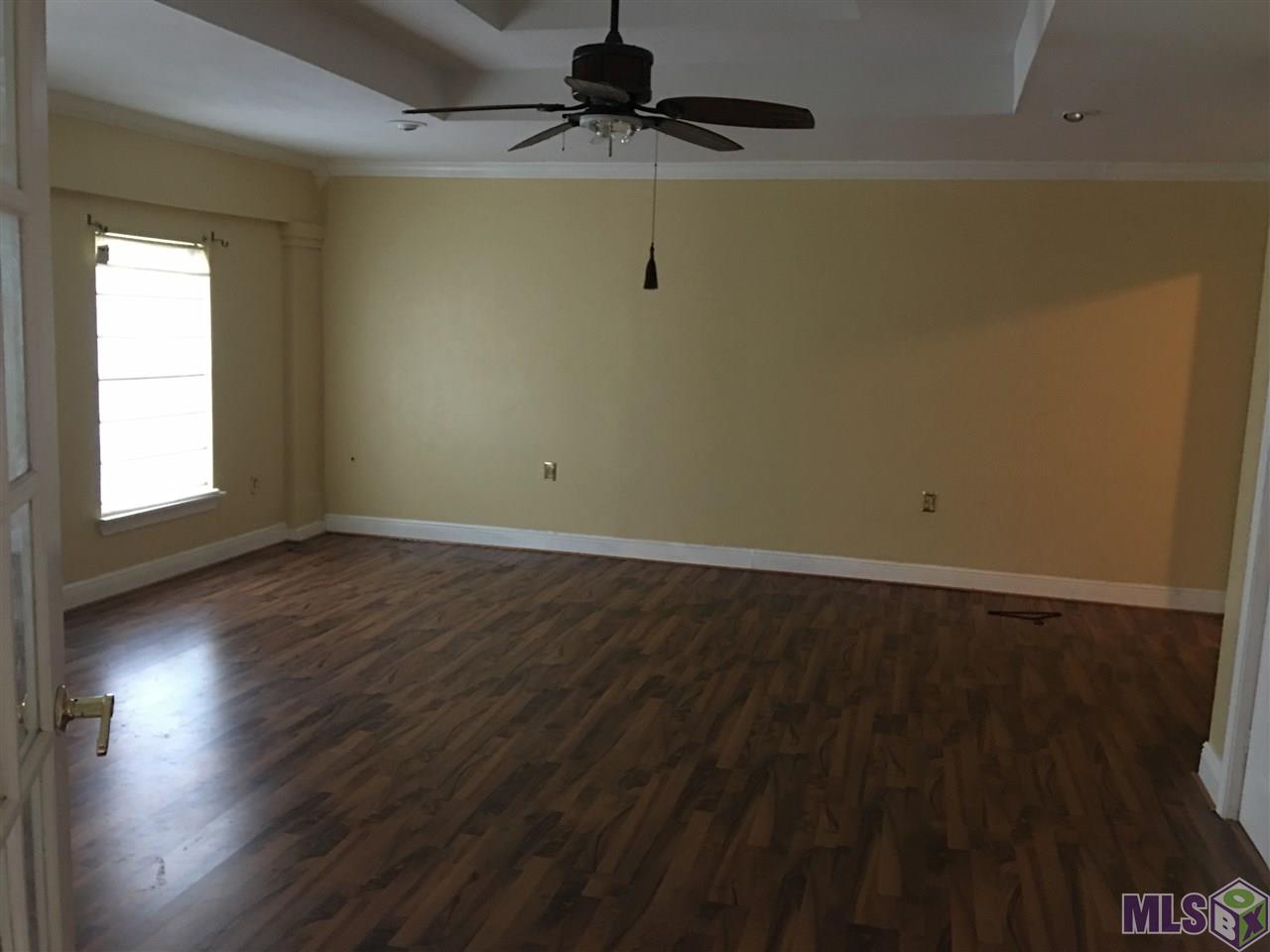 13711 Rampart Court Baton Rouge, LA 70810 - Photo 3 of 20 Gallery Image 3