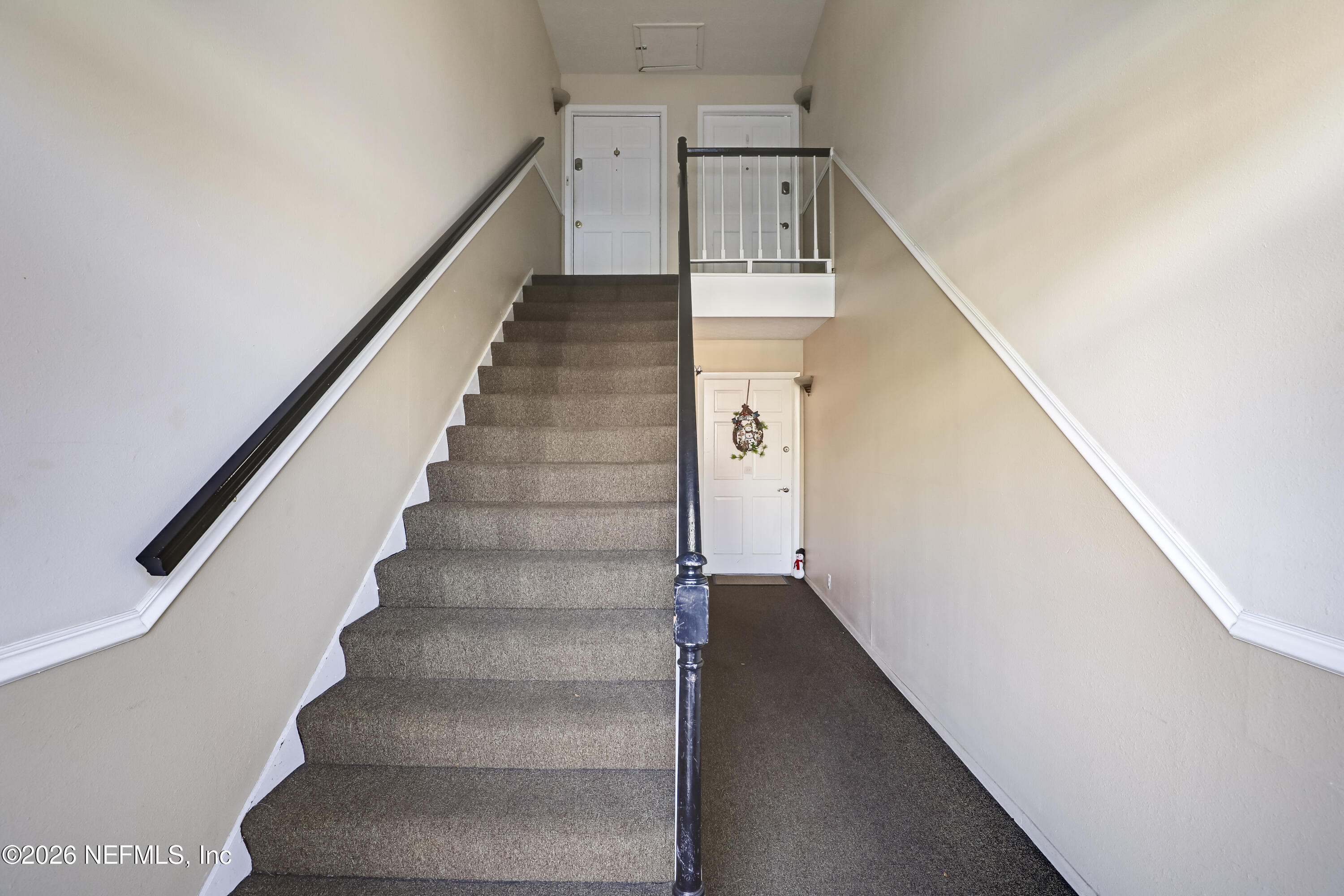 4915 Baymeadows Road, Unit 8H Jacksonville, FL 32217 - Photo 9 of 40 08 Entrance