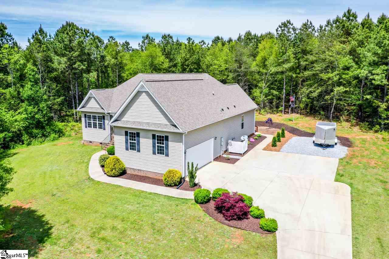 415 East Harper Ridge Drive Seneca, SC 29678 - Photo 2 of 36 Gallery Image 2