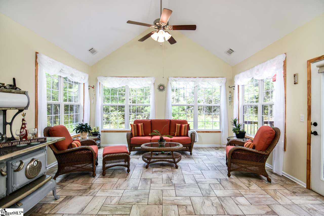 415 East Harper Ridge Drive Seneca, SC 29678 - Photo 13 of 36 Gallery Image 13
