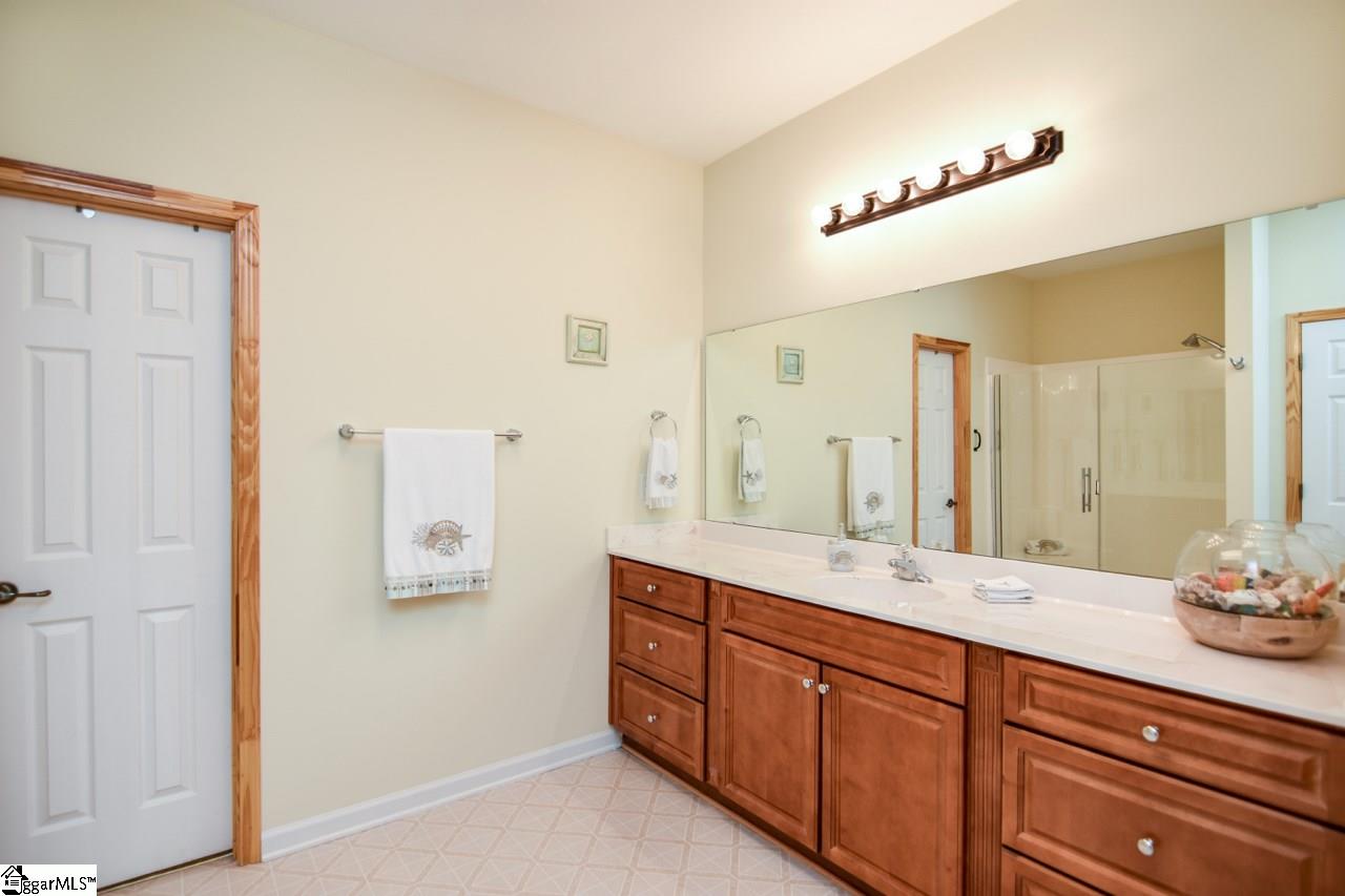 415 East Harper Ridge Drive Seneca, SC 29678 - Photo 28 of 36 Gallery Image 28