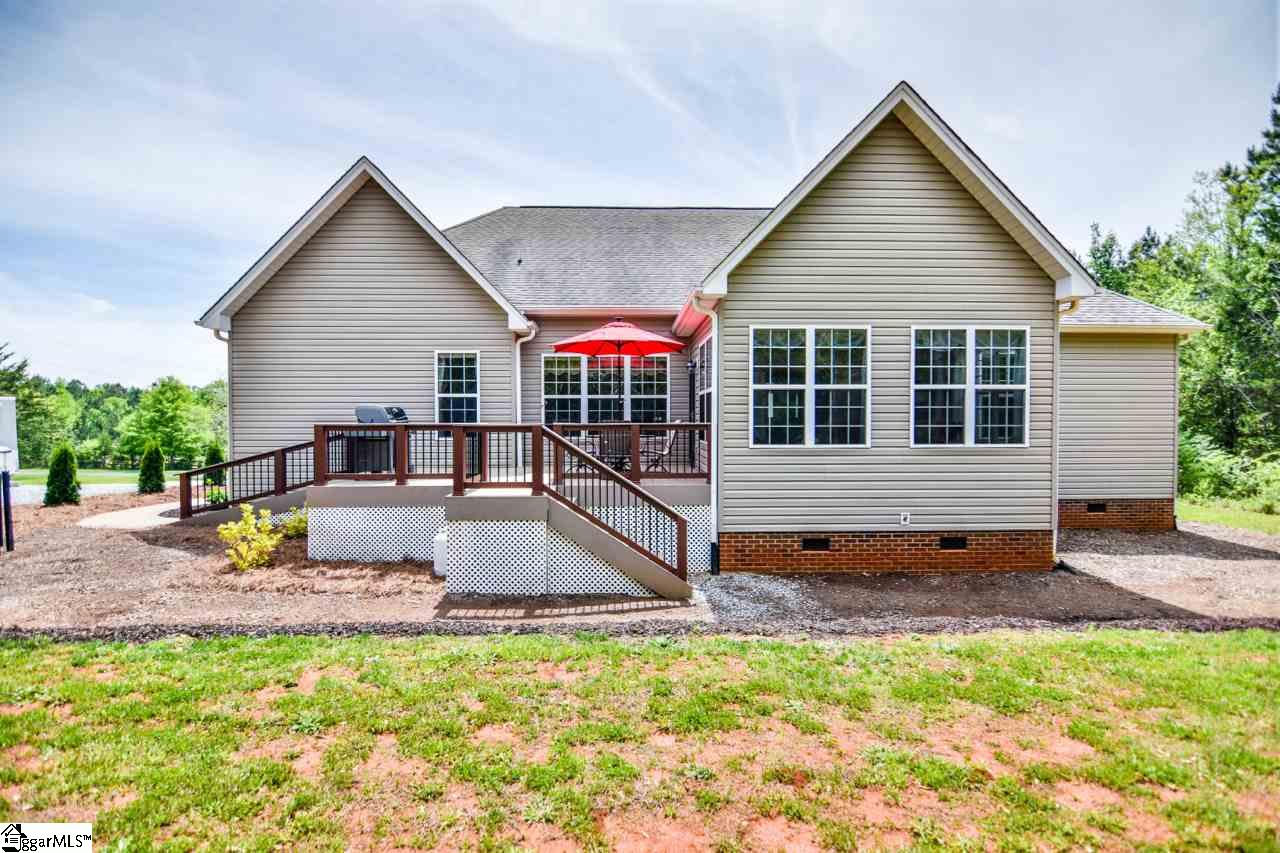 415 East Harper Ridge Drive Seneca, SC 29678 - Photo 4 of 36 Gallery Image 4