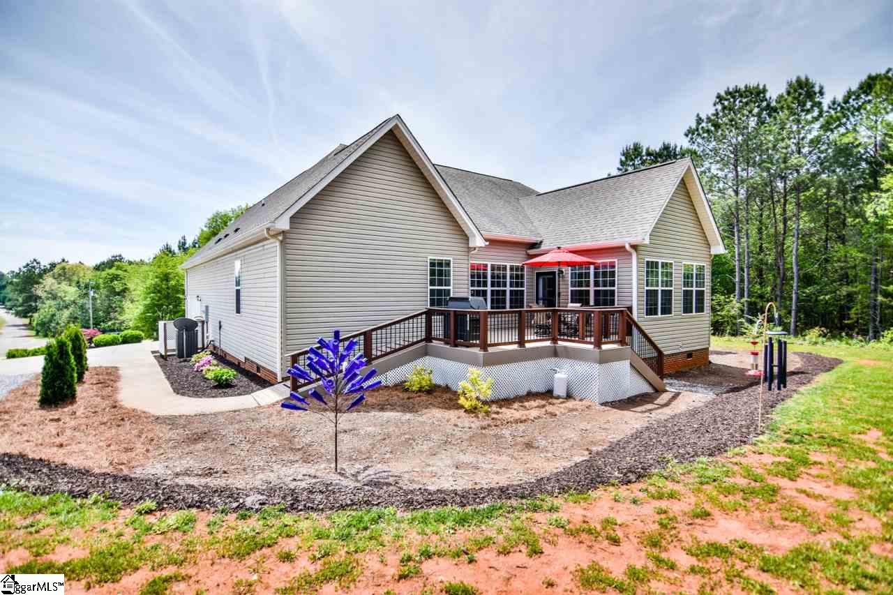 415 East Harper Ridge Drive Seneca, SC 29678 - Photo 5 of 36 Gallery Image 5
