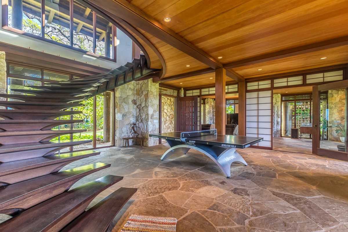 600 Stable Road Paia, HI 96779 - Photo 11 of 30 a swimming pool with outdoor seating