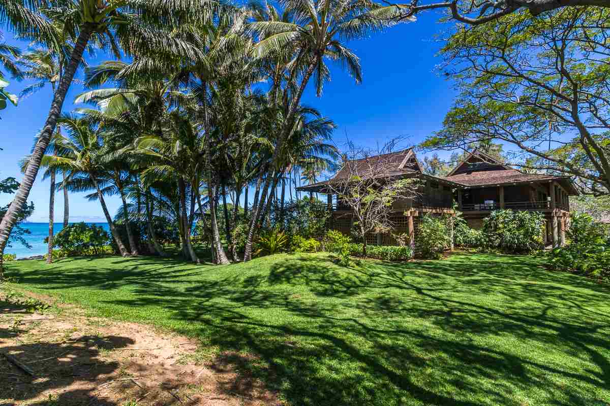 600 Stable Road Paia, HI 96779 - Photo 28 of 30 a view of a backyard