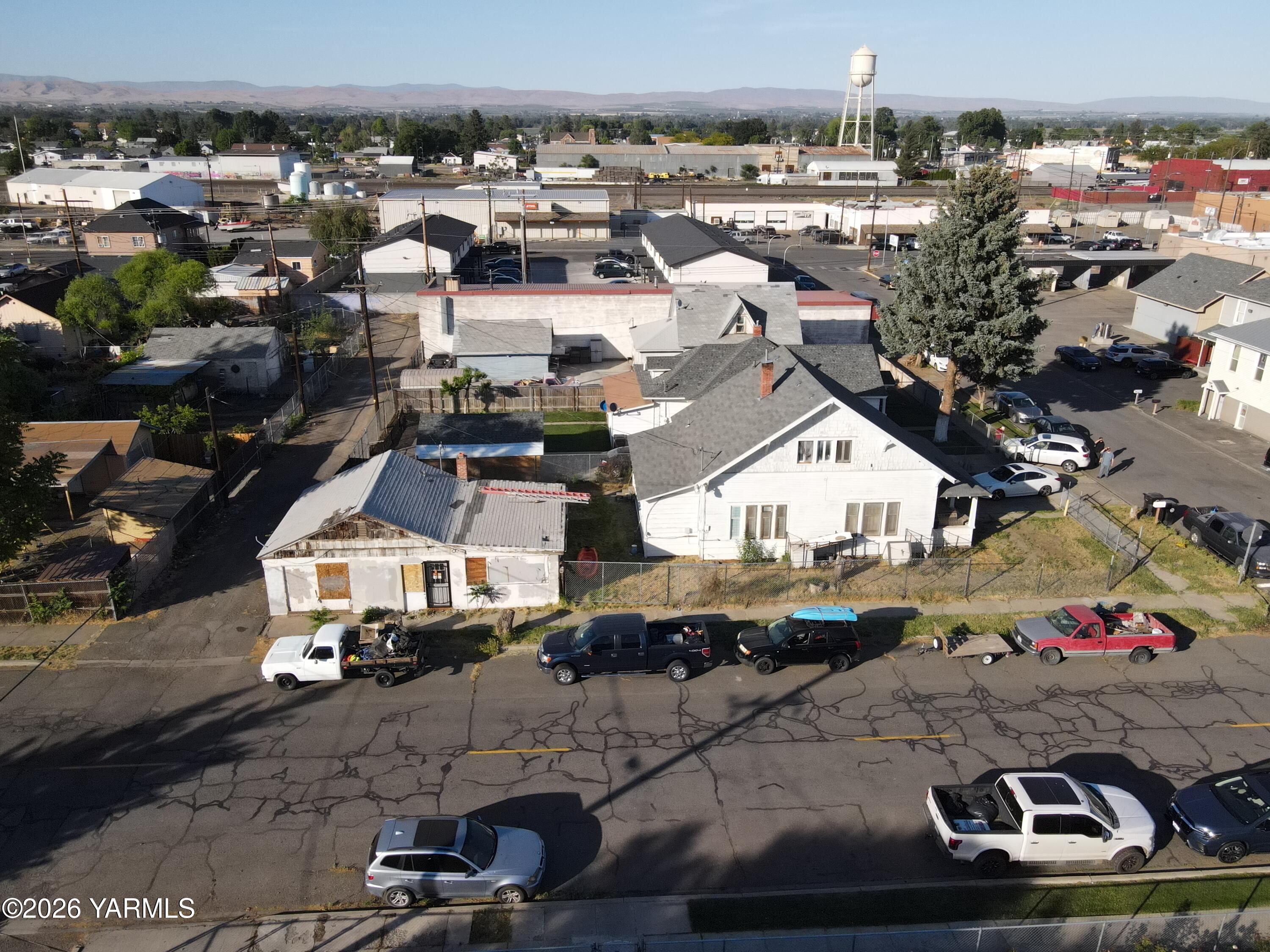 15 South Beech Street Toppenish, WA 98948 - Photo 2 of 7 dji_fly_20260511_181122_73_1778548292989