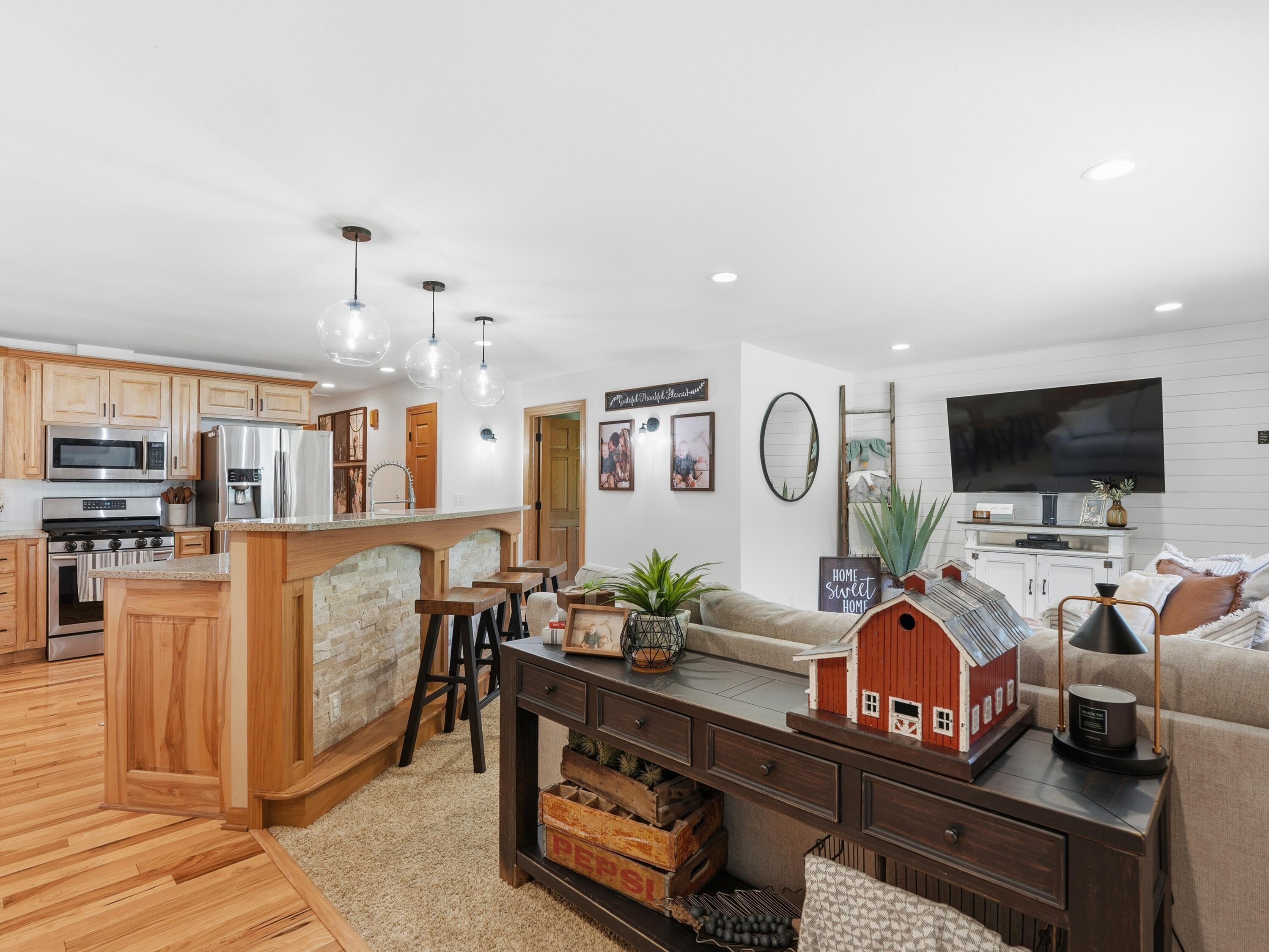 4705 Bambi Road Richfield, WI 53033 - Photo 2 of 52 DSC07908