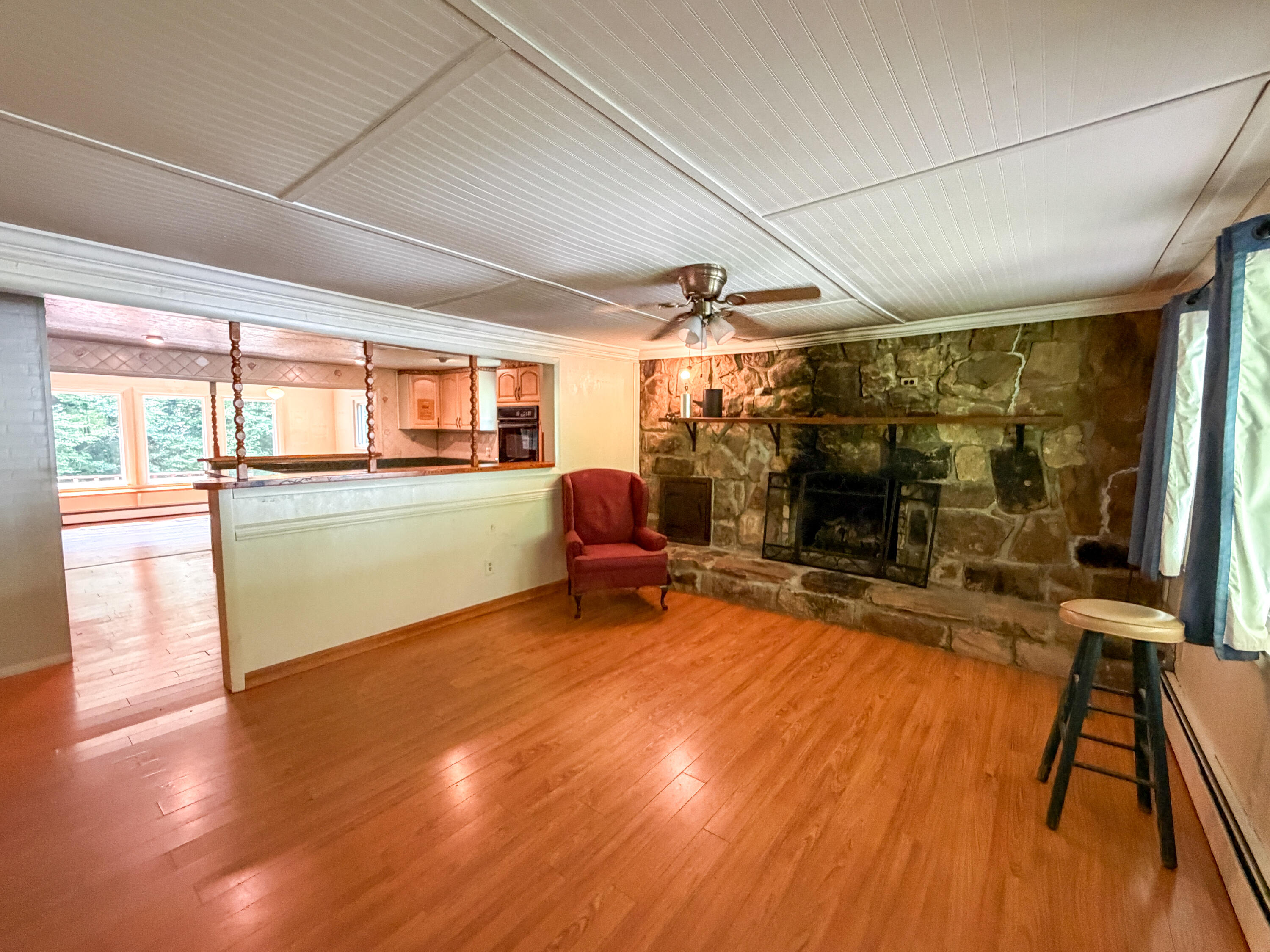 2045 Teges Creek Road Manchester, KY 40962 - Photo 24 of 78 LightroomRealEstateEdits-36