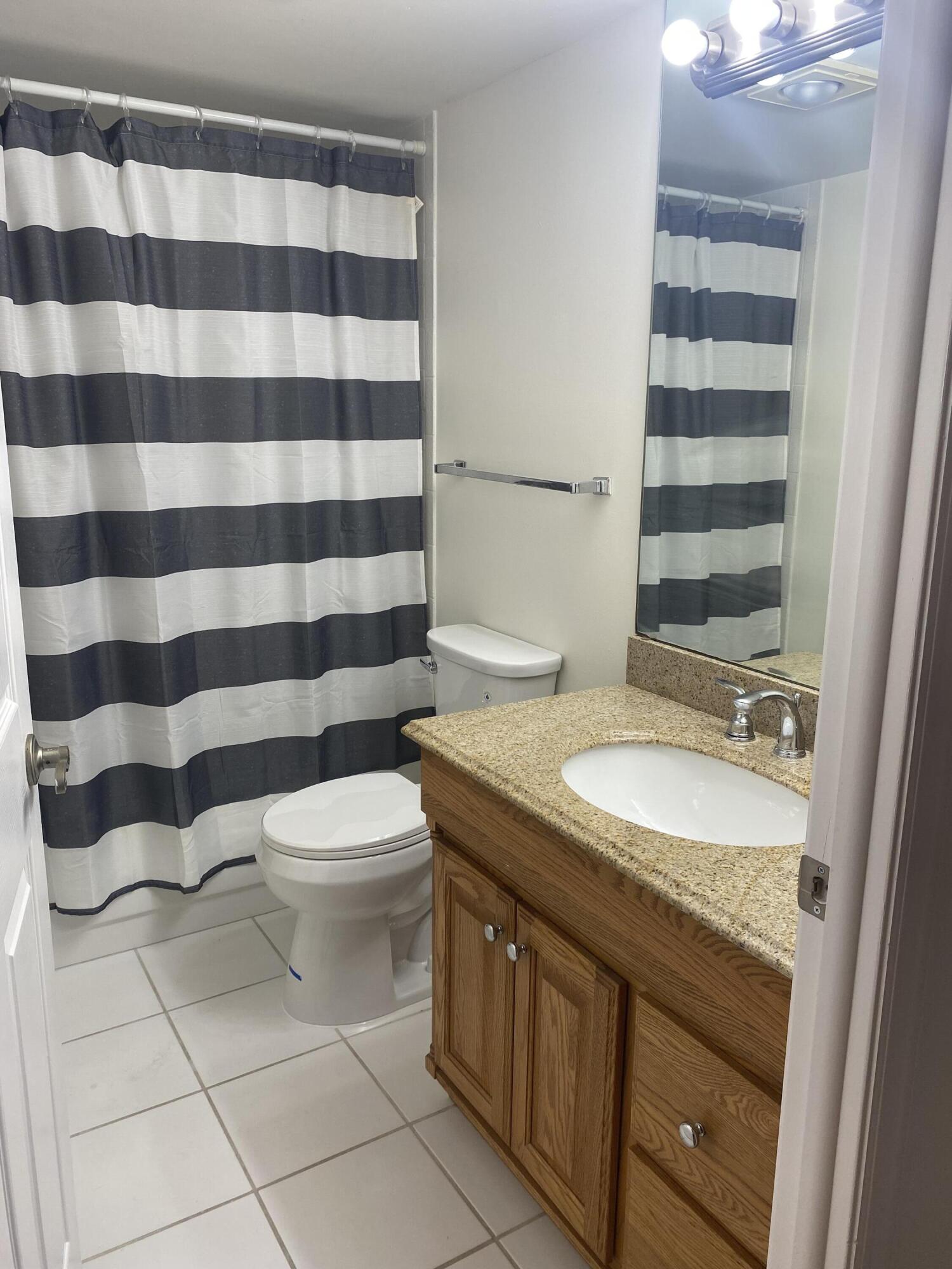 17 Royal Palm Way, Unit 305 Boca Raton, FL 33432 - Photo 16 of 22 IMG_7808