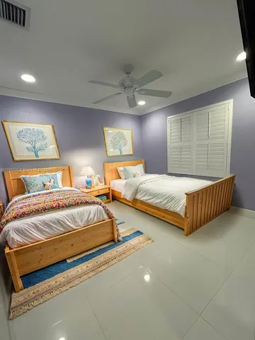 $850,000 | 10261 Northwest 54th Place, Coral Springs, FL 33076