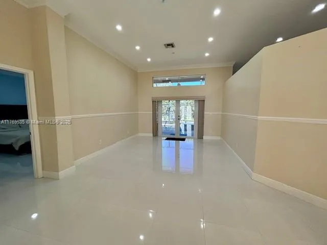 $850,000 | 10261 Northwest 54th Place, Coral Springs, FL 33076