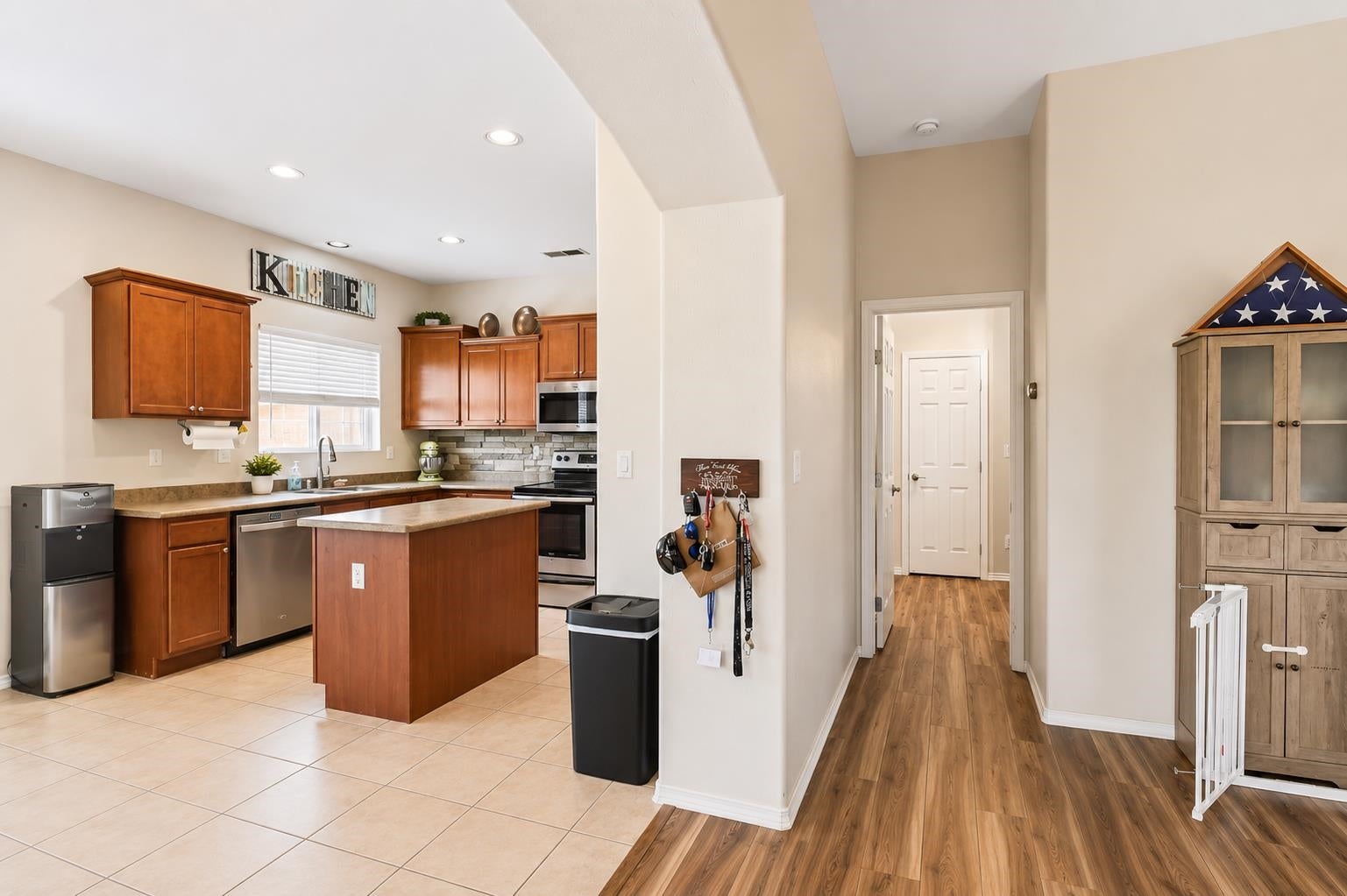 239 Bosque Alamogordo, NM 88310 - Photo 8 of 22 Gallery Image 8