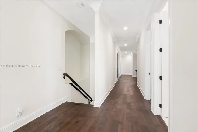 a en suite bathroom with a sink and a mirror