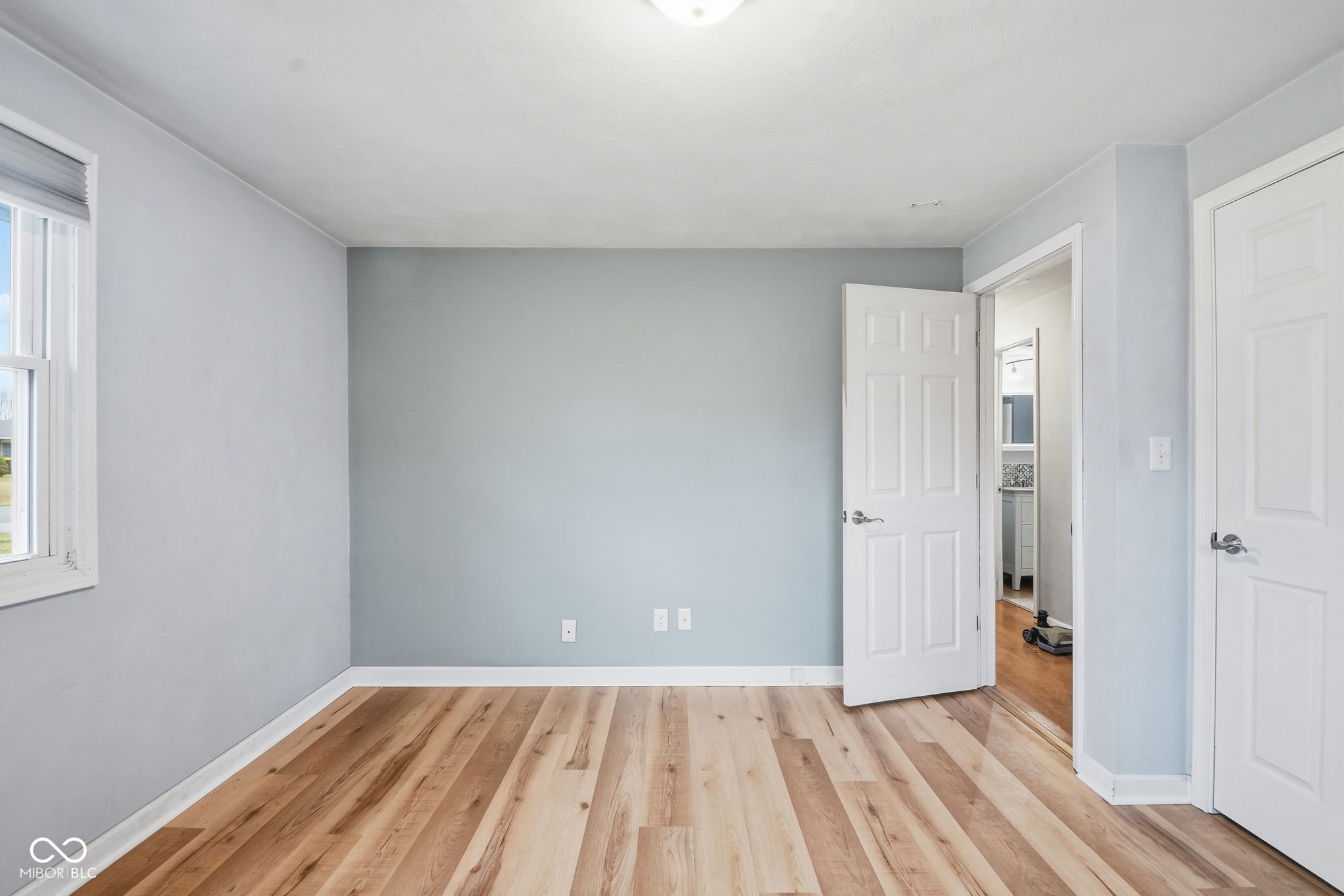 827 Country Lane Anderson, IN 46013 - Photo 18 of 24