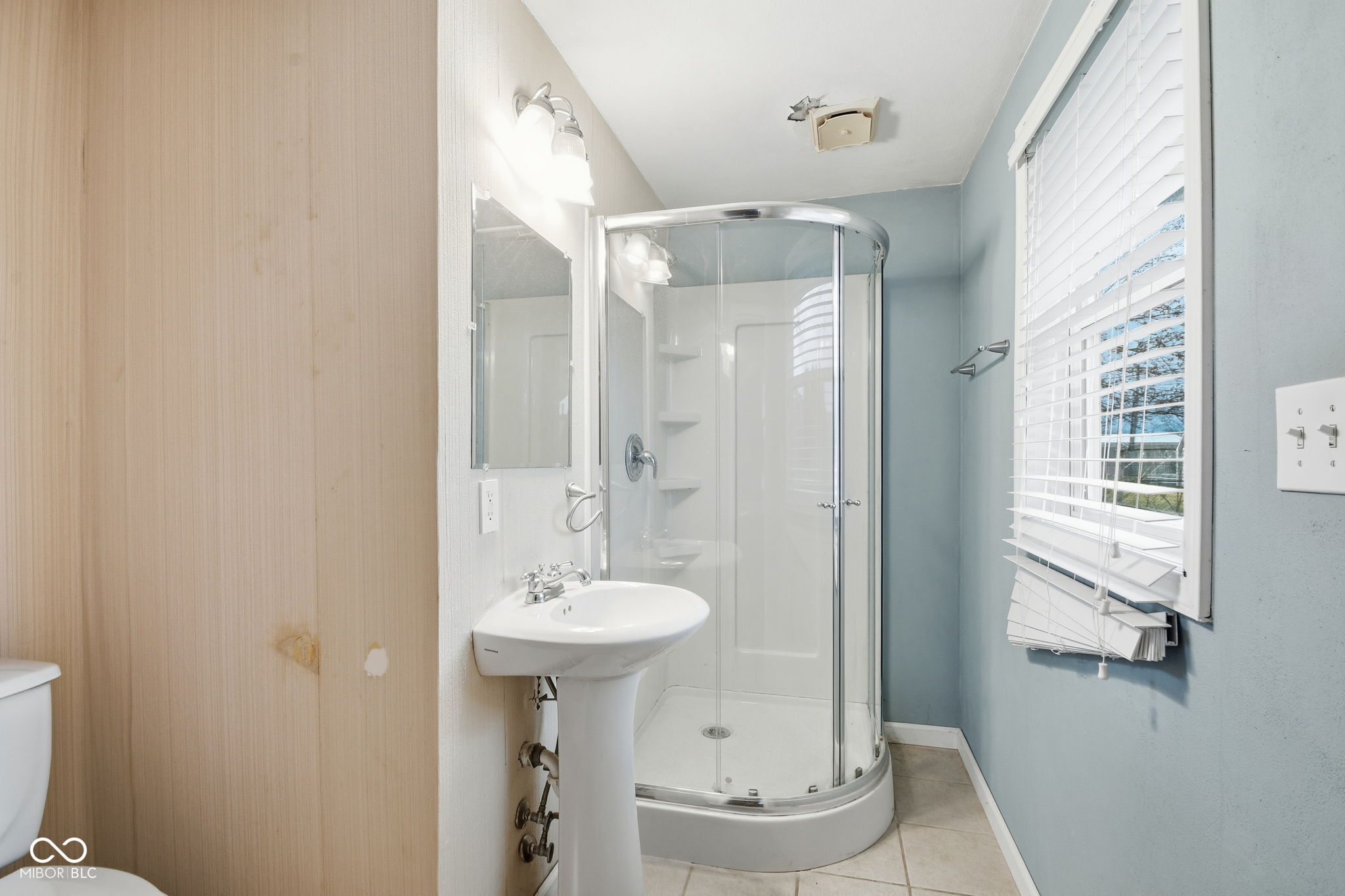 827 Country Lane Anderson, IN 46013 - Photo 24 of 24