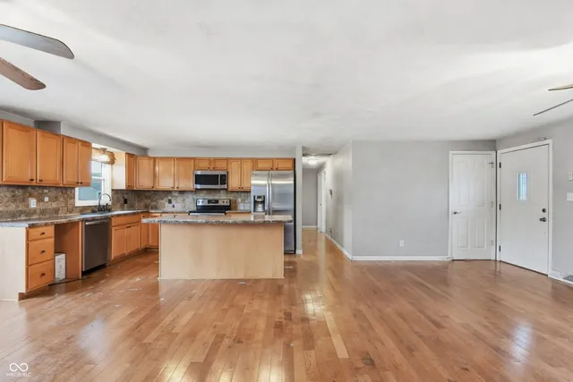 $217,000 | 827 Country Lane, Anderson, IN 46013