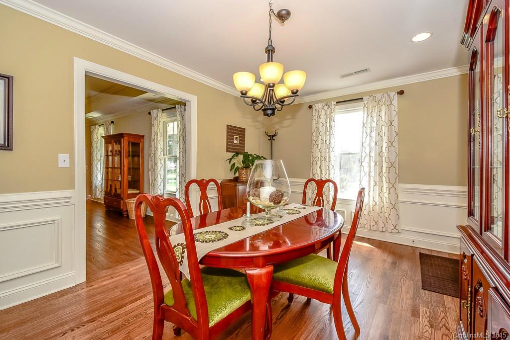 5901 Creola Road Charlotte, NC 28270 - Photo 4 of 23 Gallery Image 4