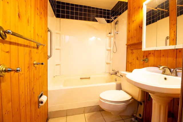 $109,999 | 1100 South Lake Street, Gary, IN 46403